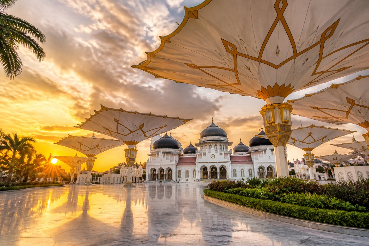 Masjid Raya Baiturrahman Banda Aceh saat Golden Hour